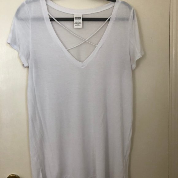 White v-neck with criss-cross detail - Picture 1 of 4